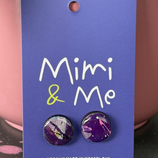 Ear Buttons //